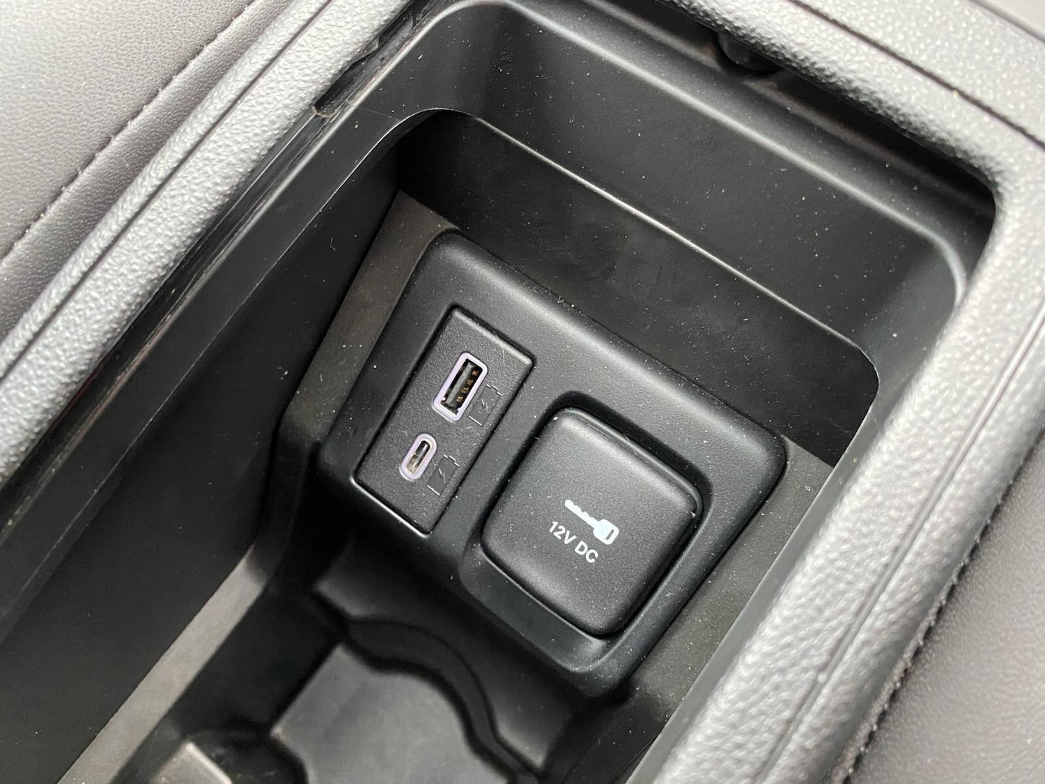 Used Abarth 500 2024 for sale - 76355232: Photo 23