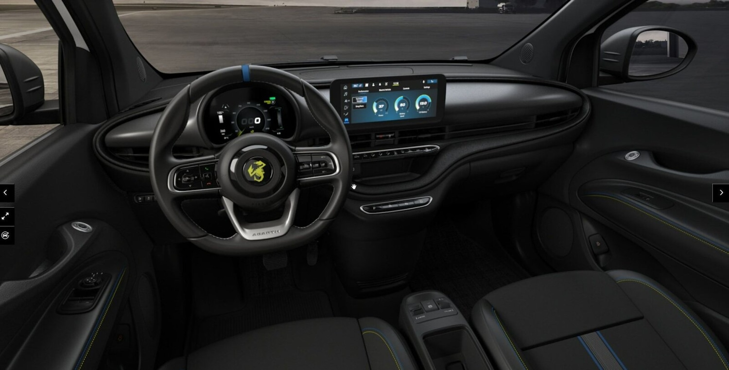 Used Abarth 500 2024 for sale - 76355232: Photo 4