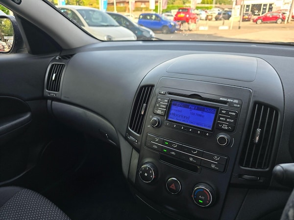 Used Hyundai i30 2011 for sale - 75522038: Photo 12