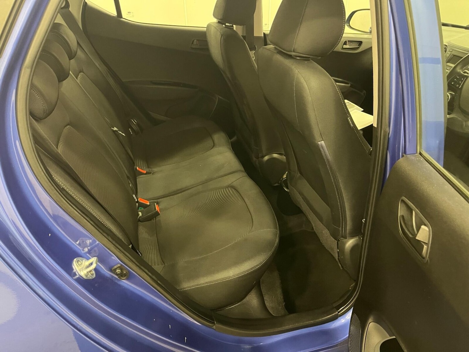 Used Hyundai i10 2018 for sale - 76117023: Photo 17