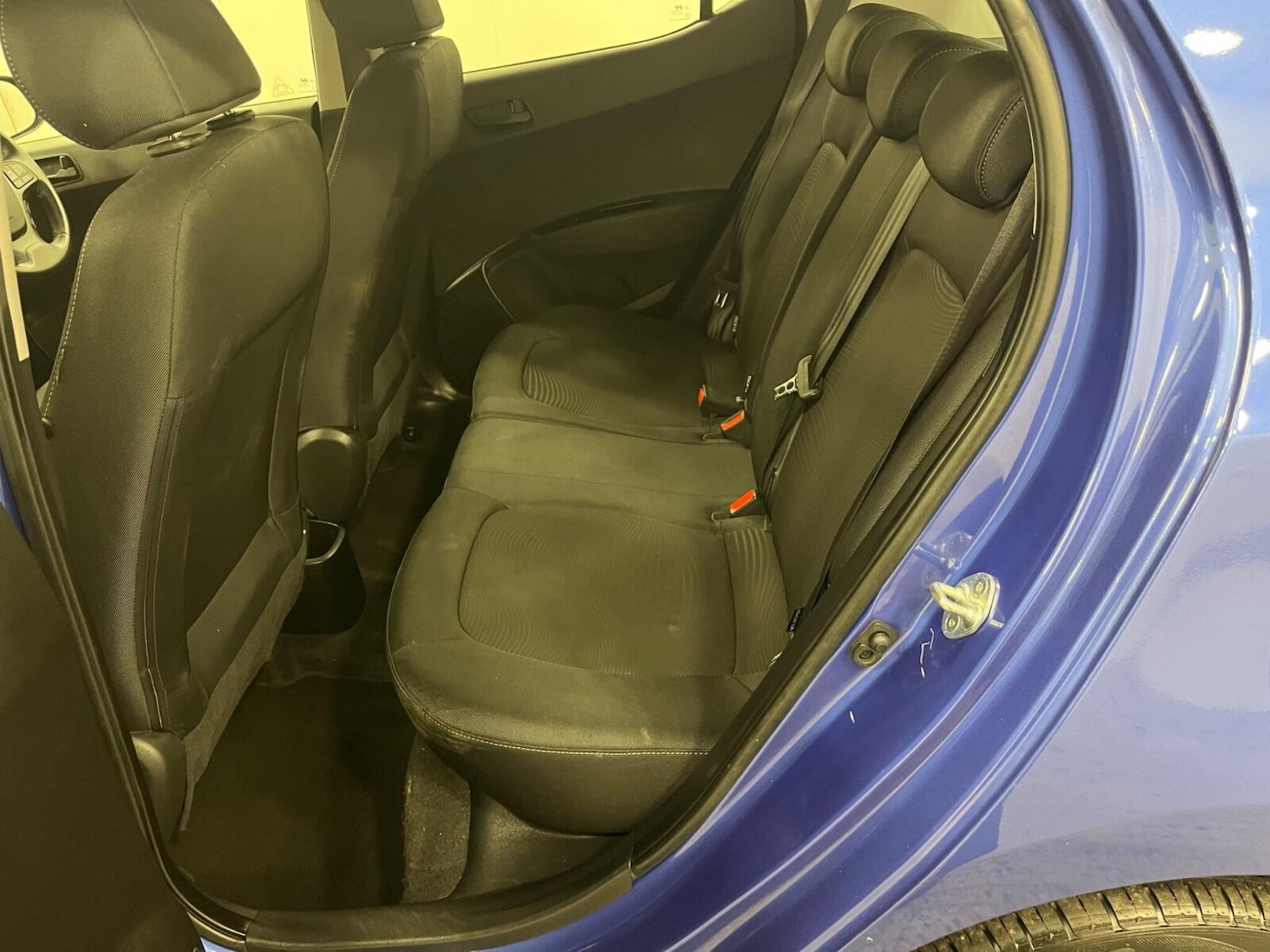 Used Hyundai i10 2018 for sale - 76117023: Photo 18