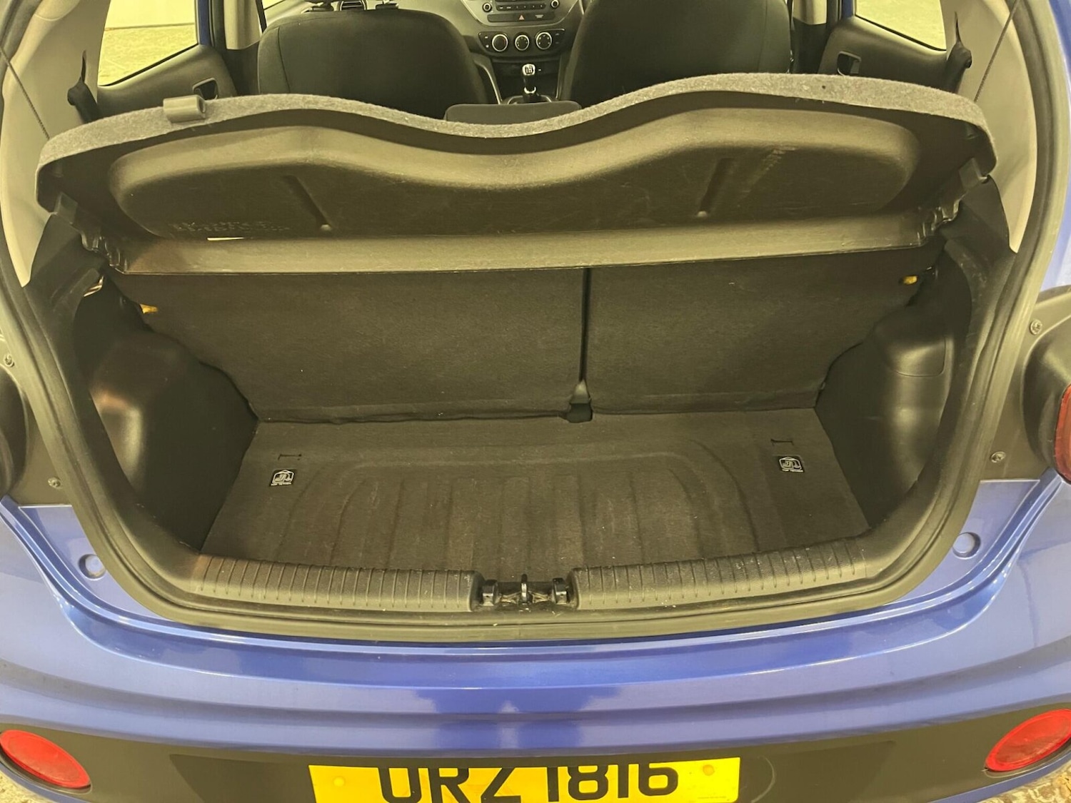Used Hyundai i10 2018 for sale - 76117023: Photo 5