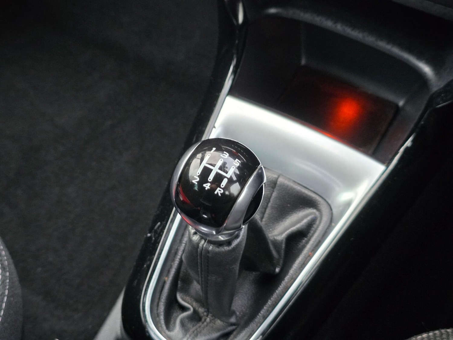 Used Citroen DS3 2013 for sale - 77636248: Photo 13