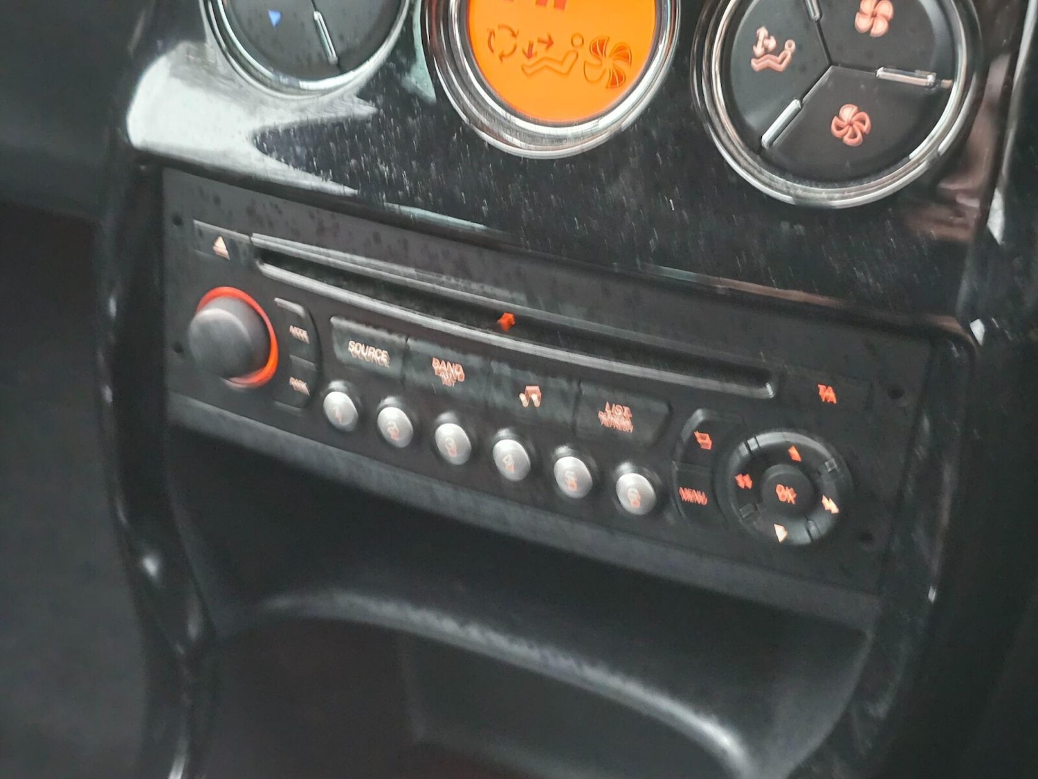 Used Citroen DS3 2013 for sale - 77636248: Photo 28