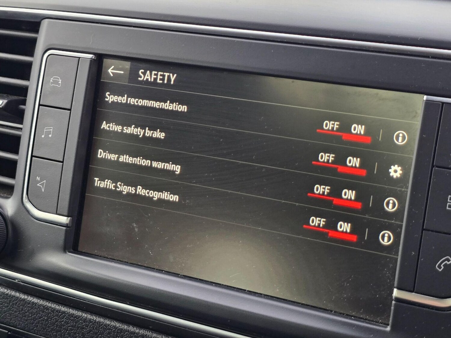 Used Vauxhall Vivaro Life 2023 for sale - 77570079: Photo 40