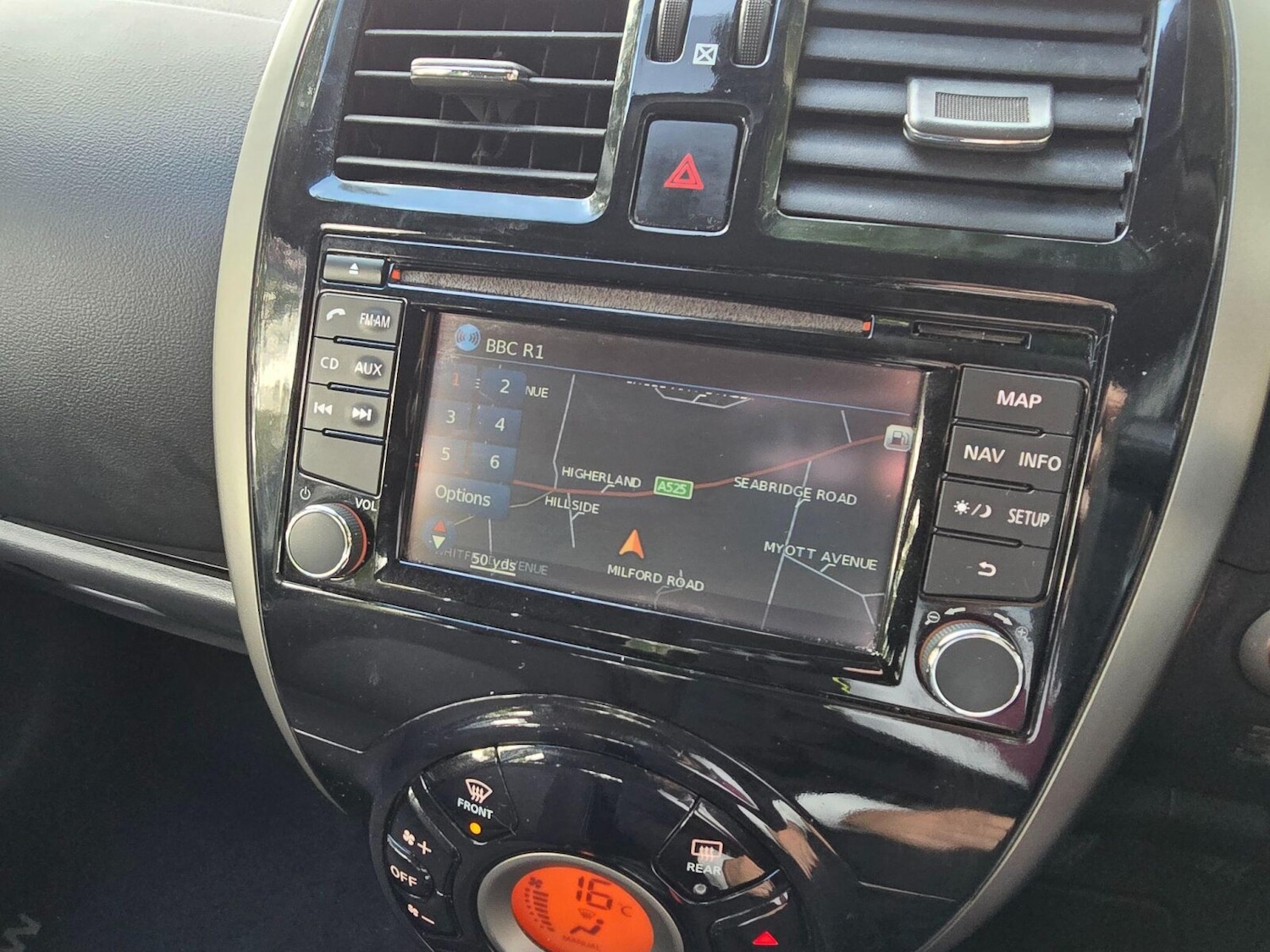 Used Nissan Micra 2015 for sale - 75996837: Photo 32