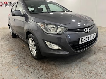 Used Hyundai i20 2014 for sale - 79509807: Photo