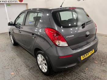 Used Hyundai i20 2014 for sale - 79509807: Photo