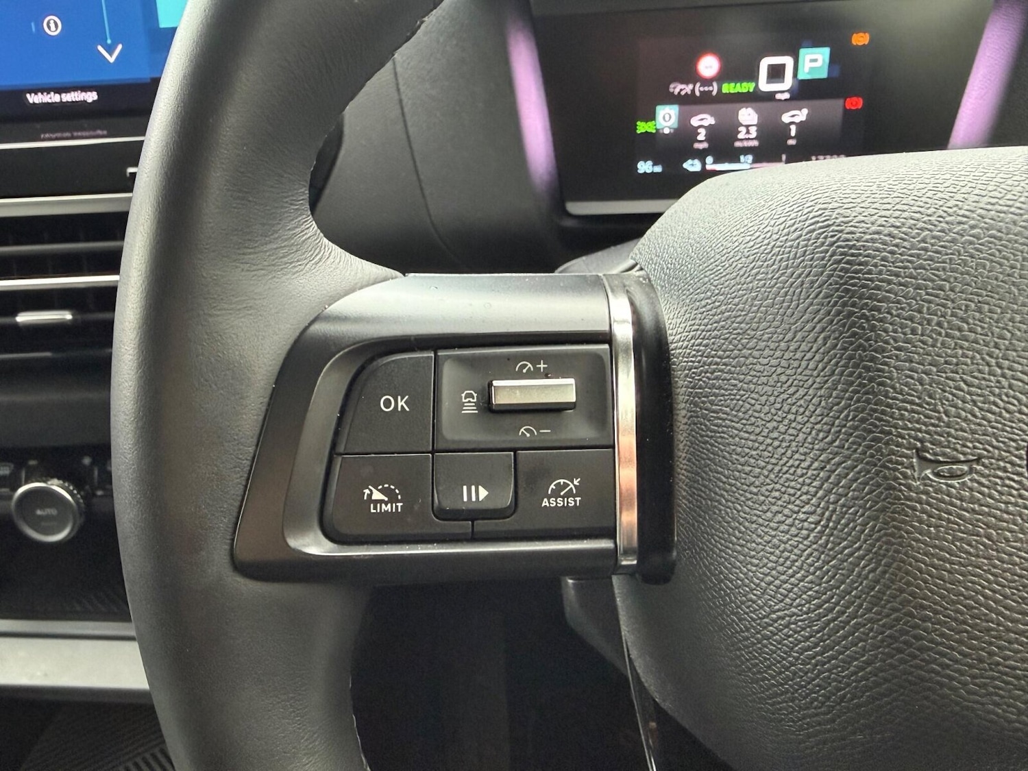 Used Citroen C4 2023 for sale - 76684399: Photo 30