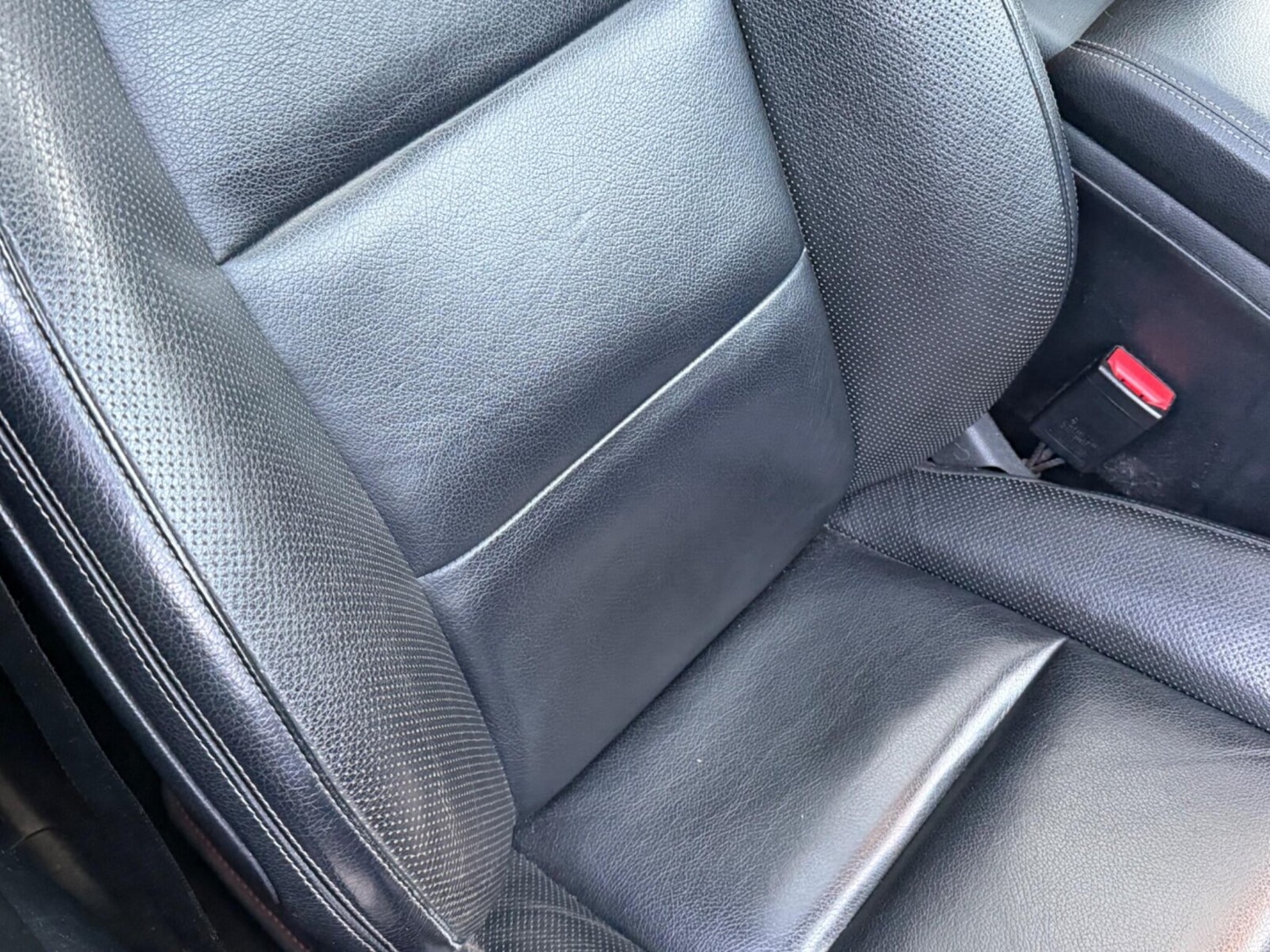 Used Mercedes-Benz A-Class 2016 for sale - 77903337: Photo 44