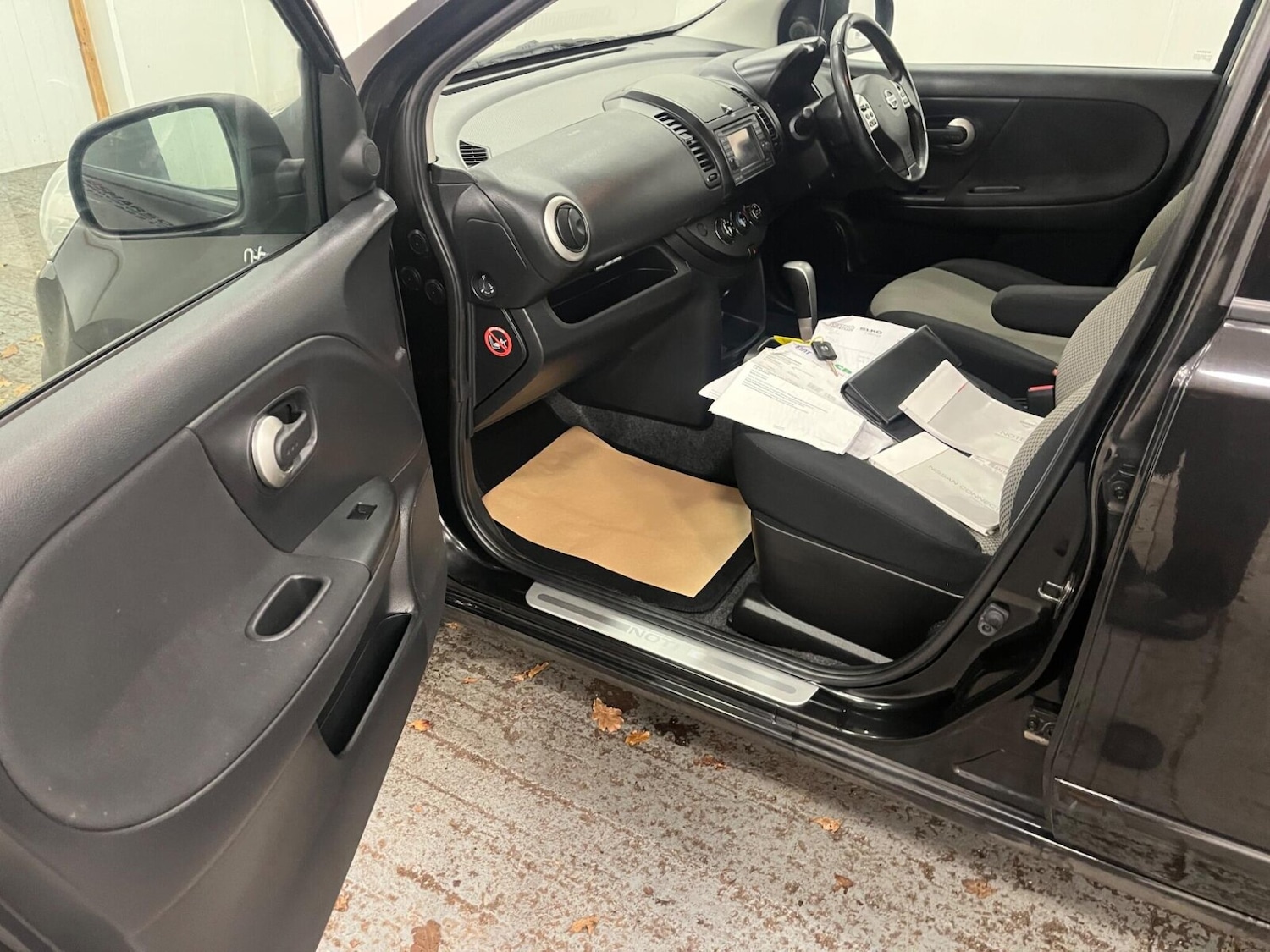 Used Nissan Note 2010 for sale - 77256513: Photo 33