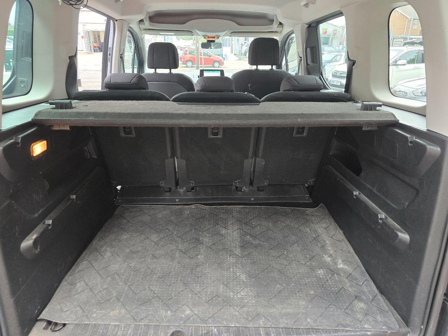 Used Citroen Berlingo 2019 for sale - 75980076: Photo 40