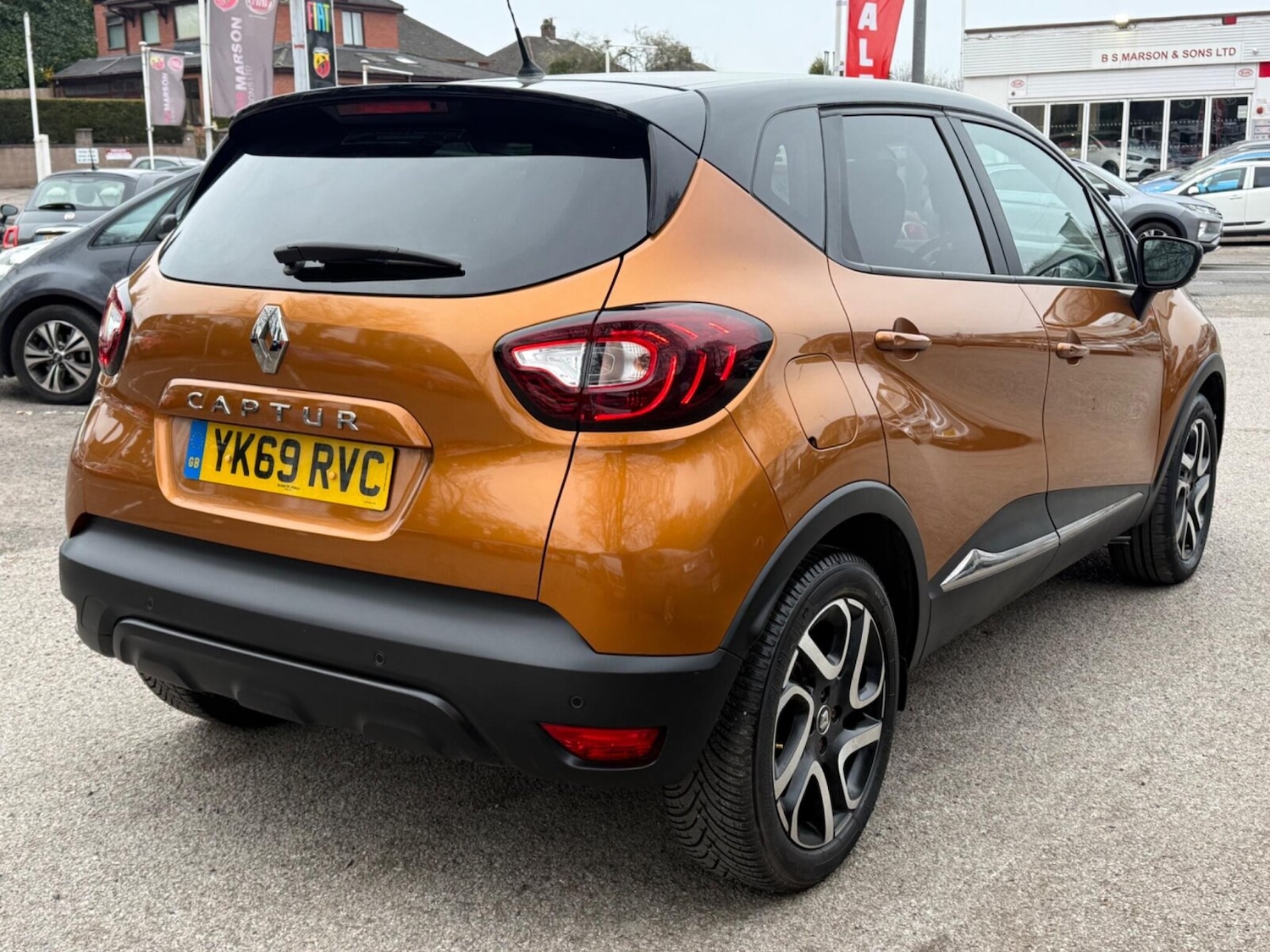Used Renault Captur 2019 for sale - 78022339: Photo 3