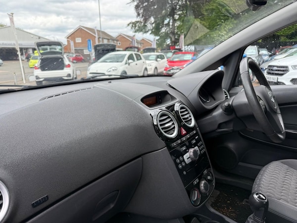 Used Vauxhall Corsa 2014 for sale - 75391988: Photo 30