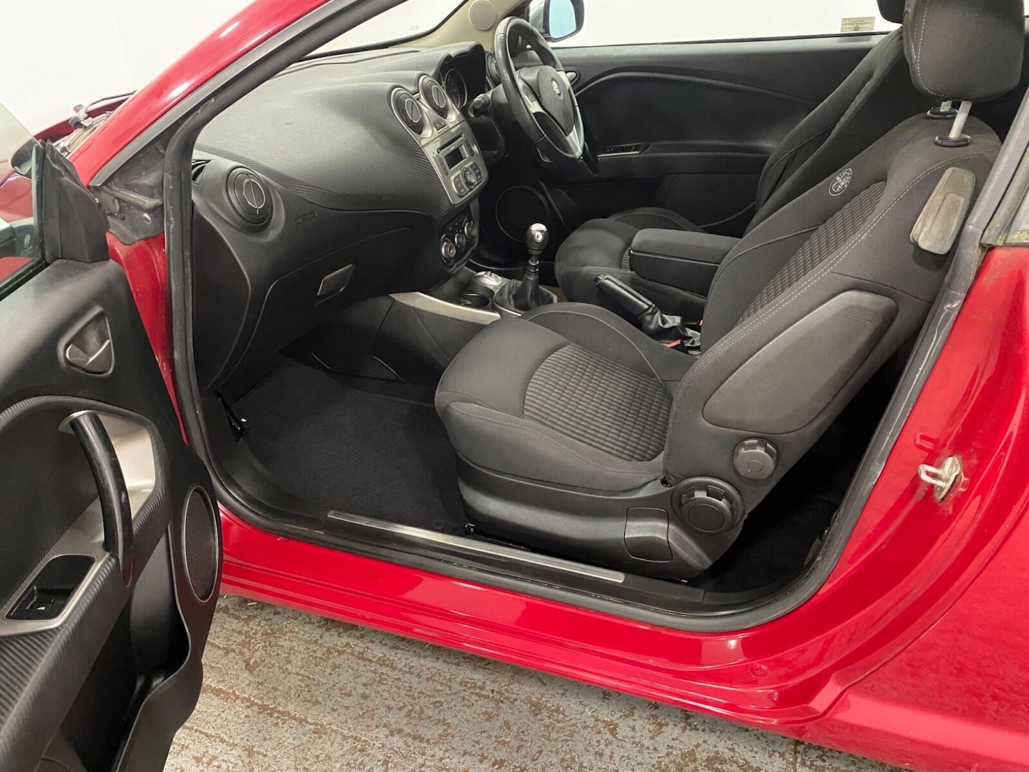 Used Alfa Romeo MiTo 2009 for sale - 78137009: Photo 35