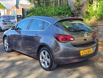 Used Vauxhall Astra 2012 for sale - 78450135: Photo