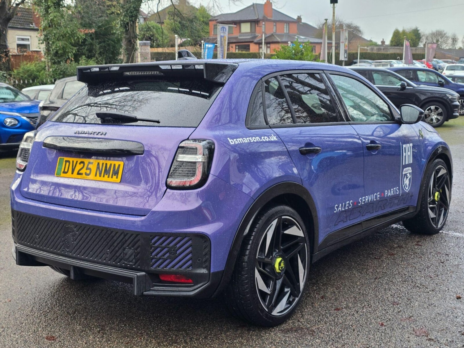 Used Abarth 600e 2025 for sale - 77165518: Photo 10