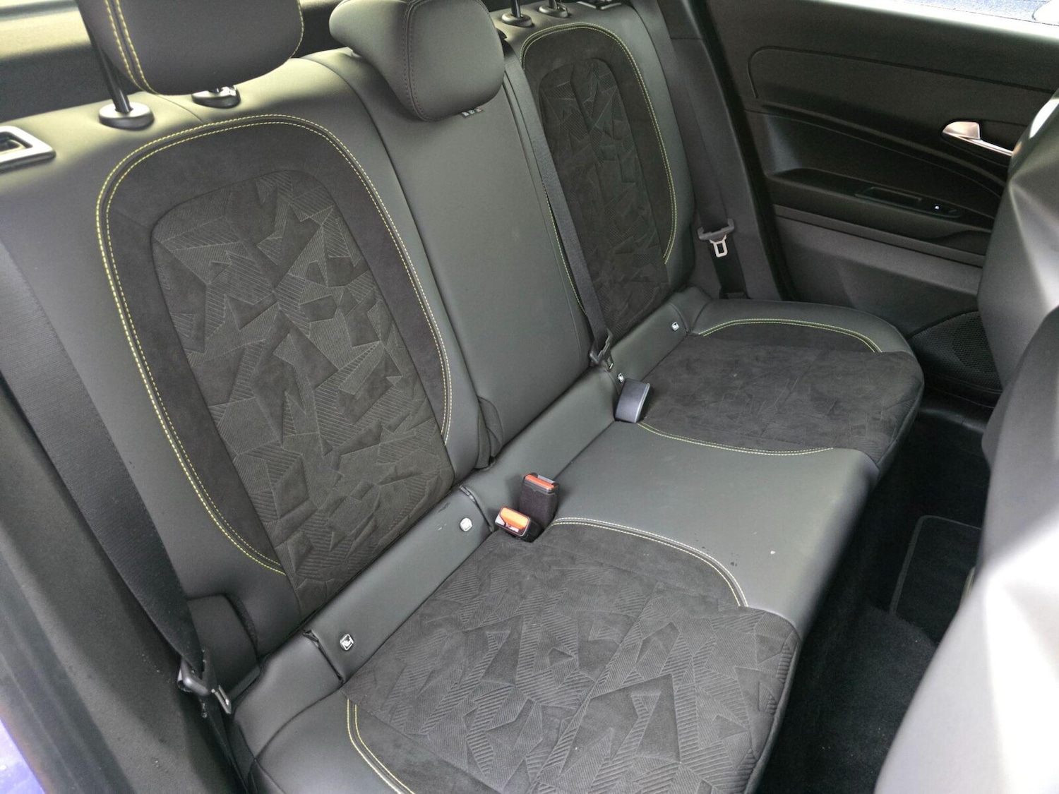 Used Abarth 600e 2025 for sale - 77165518: Photo 18