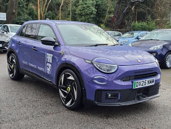 Used Abarth 600e 2025 for sale - 77165518: Photo