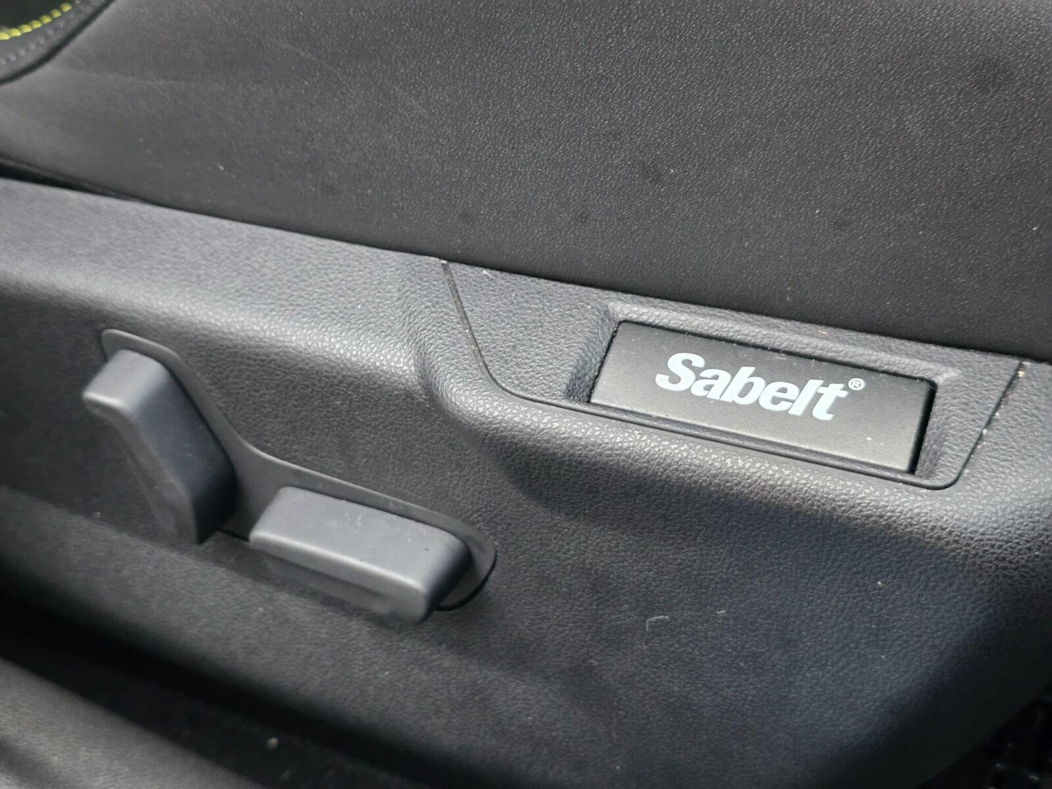 Used Abarth 600e 2025 for sale - 77165518: Photo 23