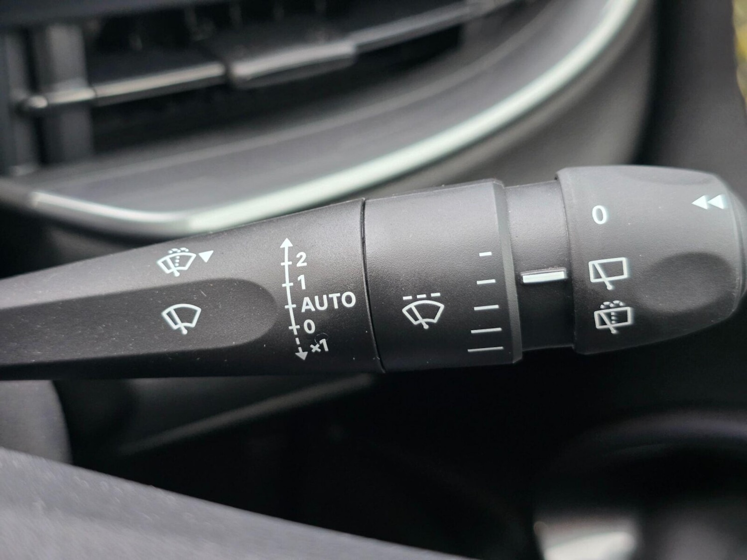 Used Abarth 600e 2025 for sale - 77165518: Photo 26