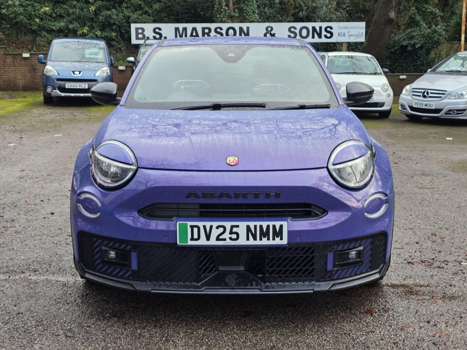 Used Abarth 600e 2025 for sale - 77165518: Photo 3