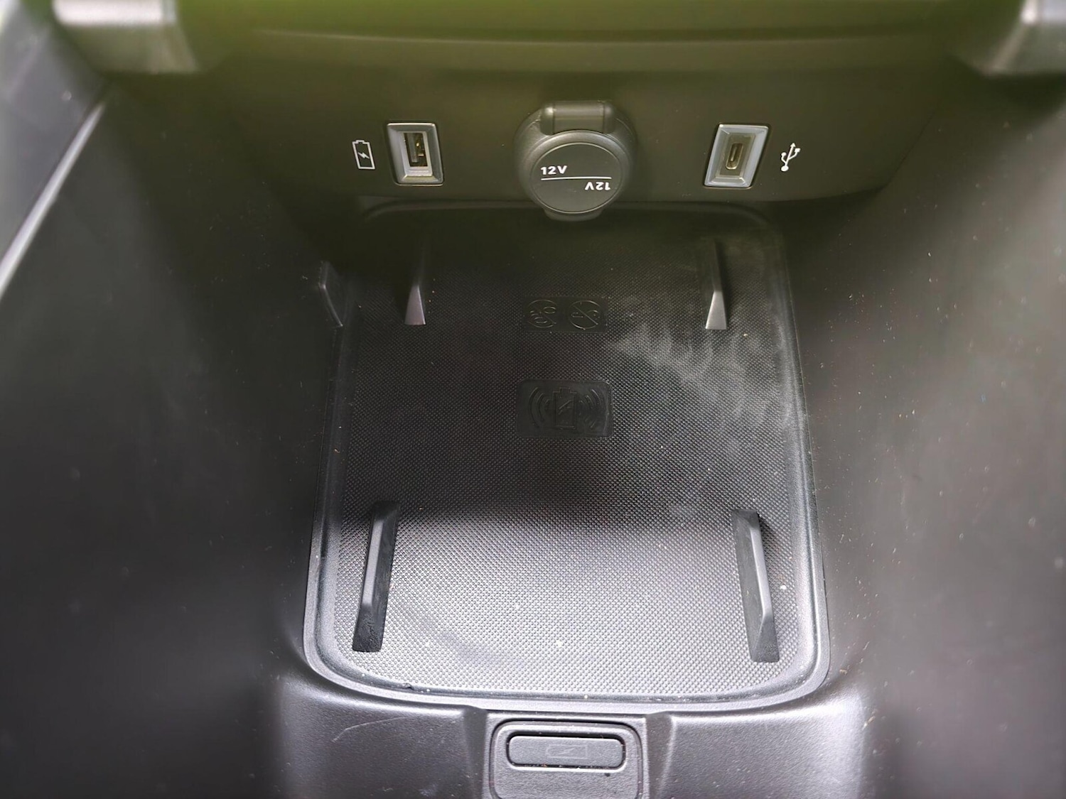 Used Abarth 600e 2025 for sale - 77165518: Photo 33