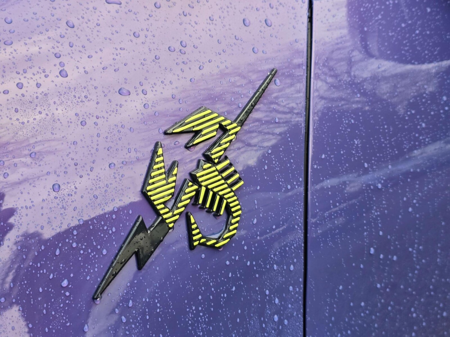 Used Abarth 600e 2025 for sale - 77165518: Photo 58