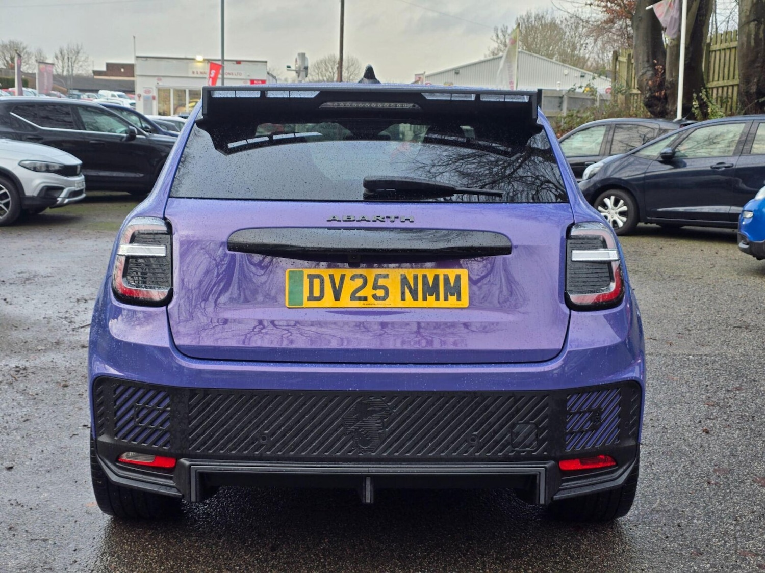 Used Abarth 600e 2025 for sale - 77165518: Photo 8