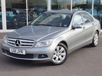 Used Mercedes-Benz C-Class 2011 for sale - 76249901: Photo