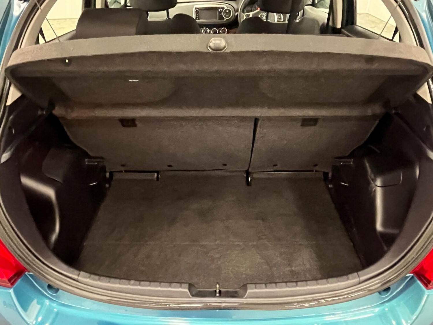 Used Toyota Yaris 2013 for sale - 77235503: Photo 20