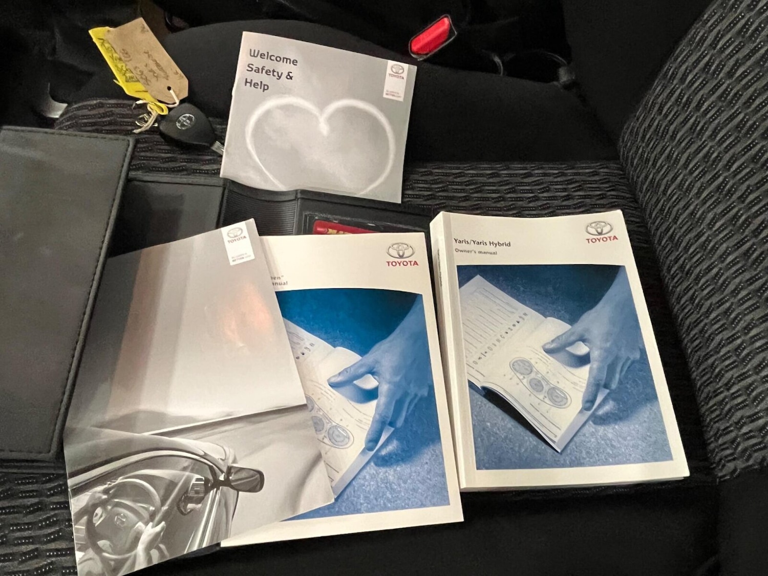 Used Toyota Yaris 2013 for sale - 77235503: Photo 23