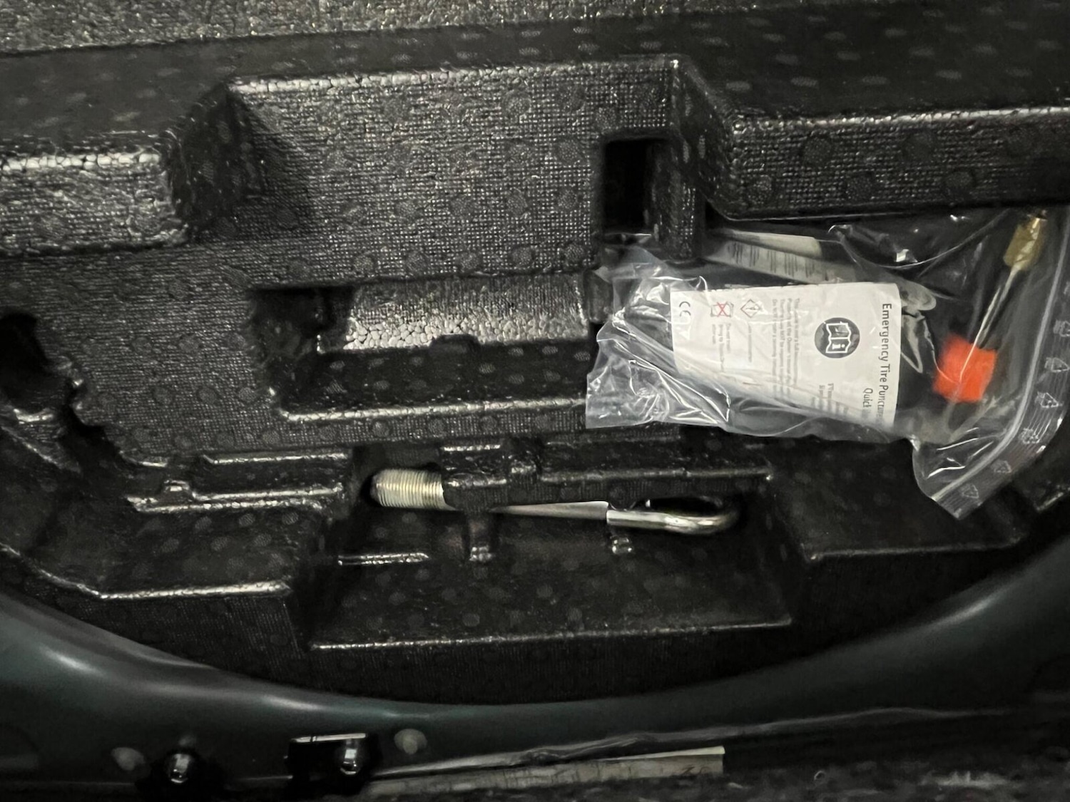 Used Toyota Yaris 2013 for sale - 77235503: Photo 25