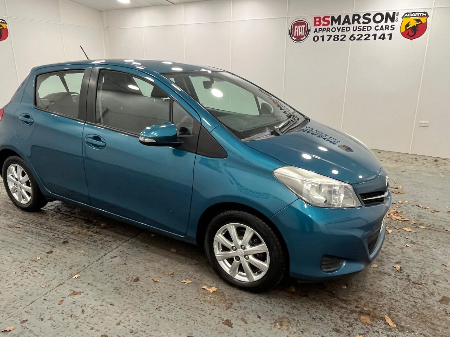 Used Toyota Yaris 2013 for sale - 77235503: Photo 32