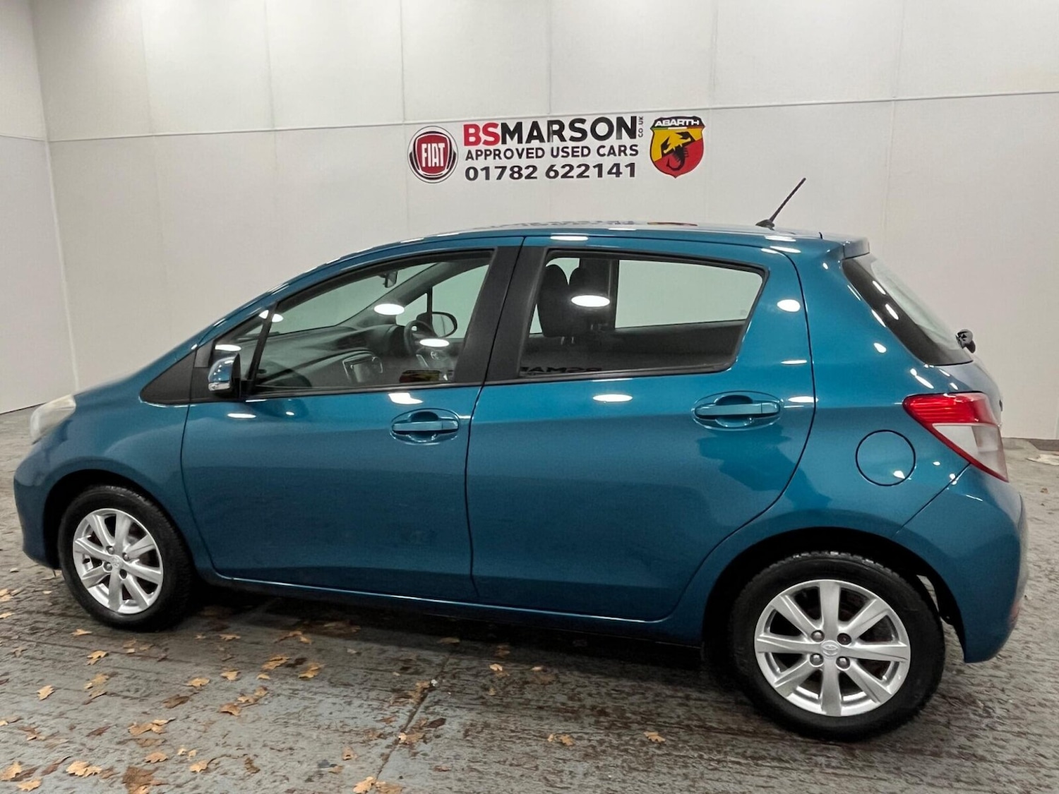 Used Toyota Yaris 2013 for sale - 77235503: Photo 35