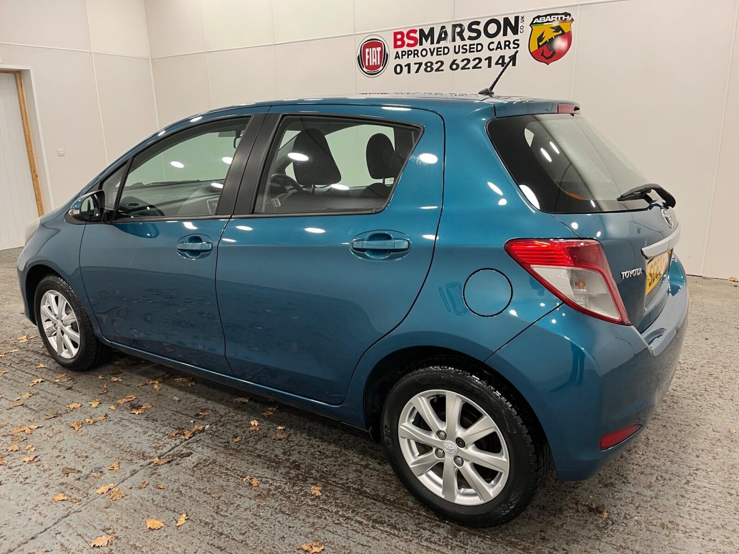 Used Toyota Yaris 2013 for sale - 77235503: Photo 4
