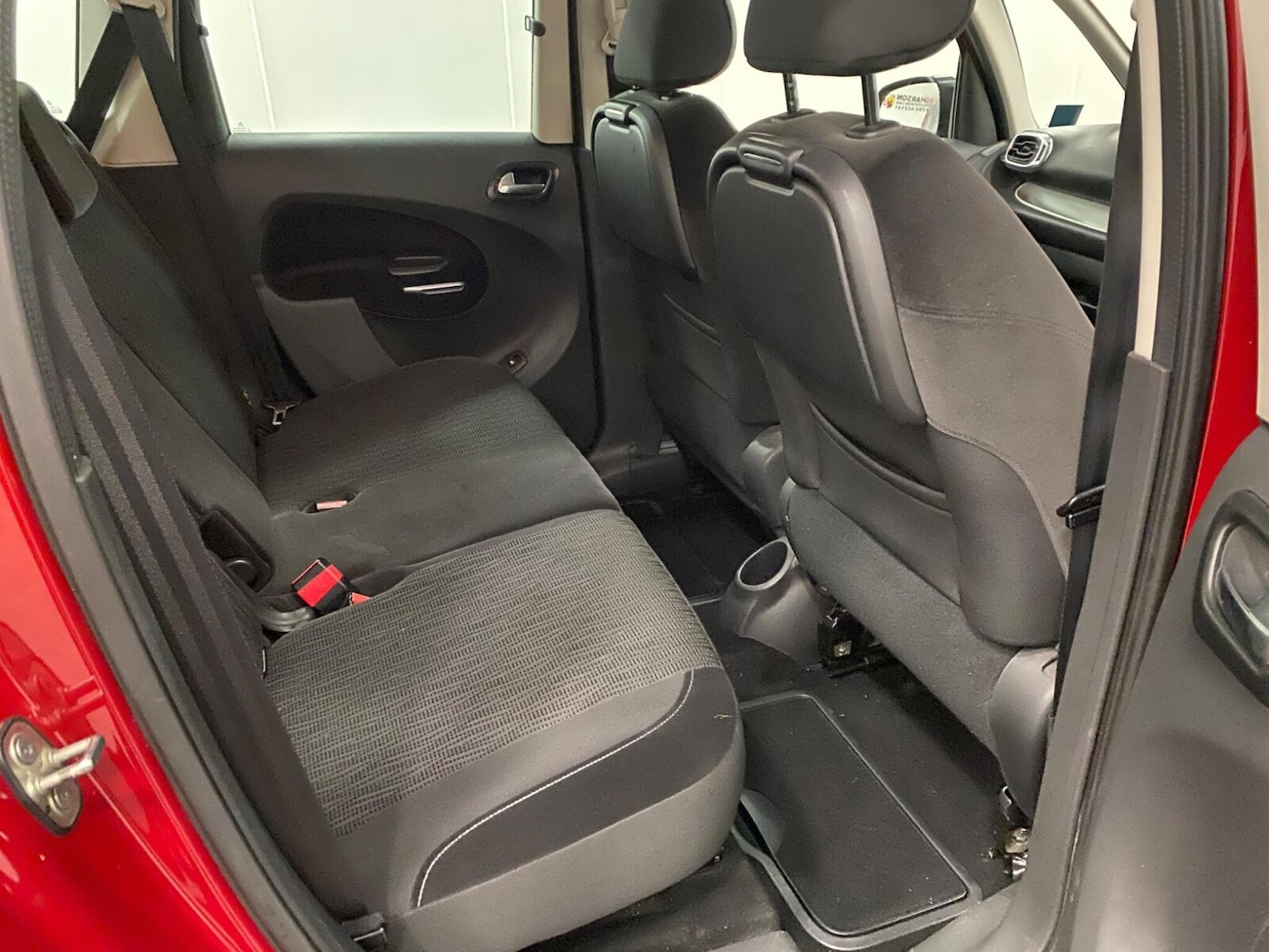 Used Citroen C3 Picasso 2015 for sale - 77934281: Photo 17