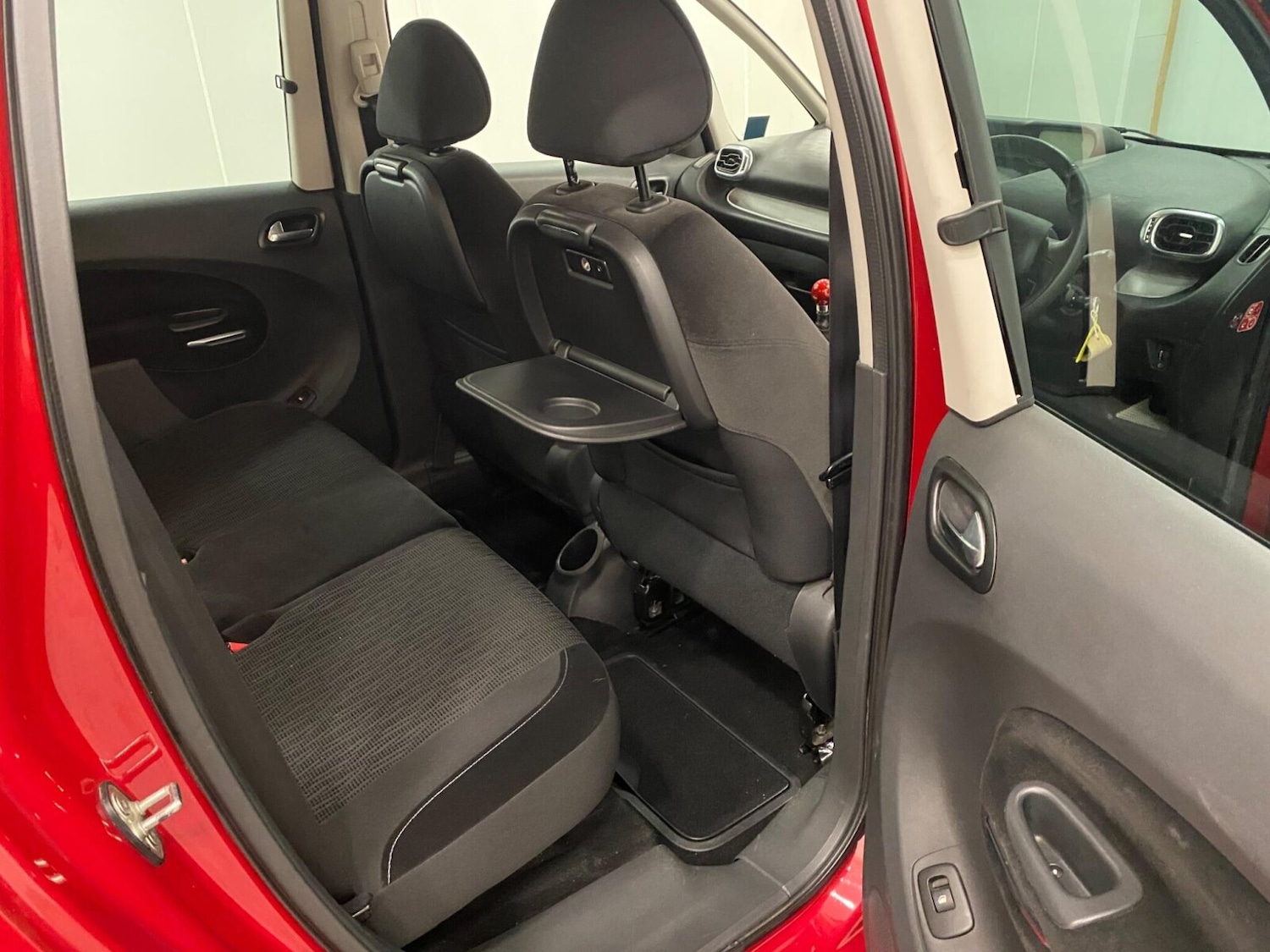 Used Citroen C3 Picasso 2015 for sale - 77934281: Photo 18