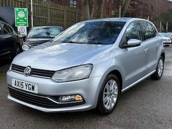 Used Volkswagen Polo 2015 for sale - 78900888: Photo