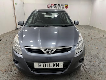 Used Hyundai i20 2011 for sale - 76971404: Photo