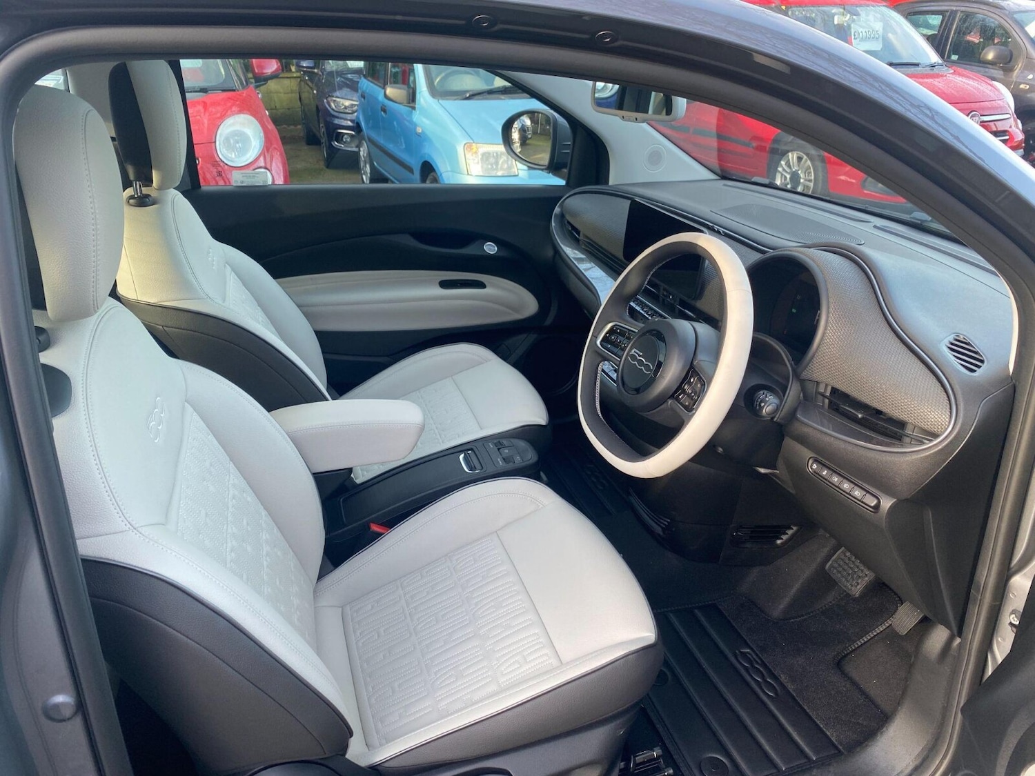 Used Fiat 500 2025 for sale - 77205737: Photo 17