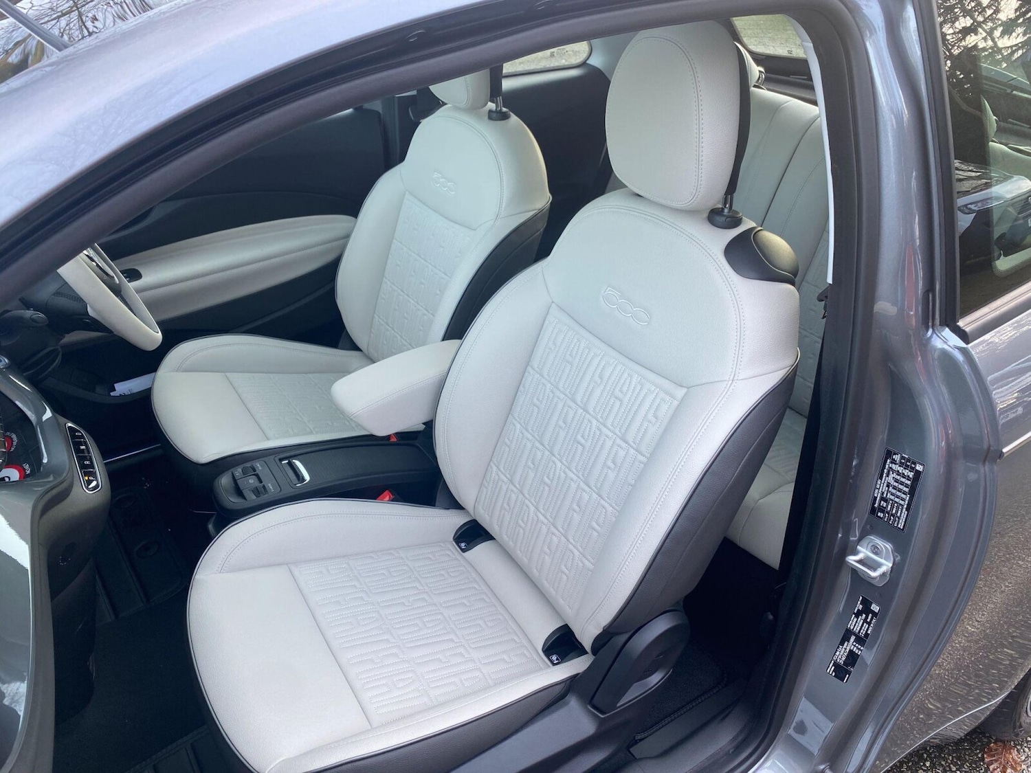 Used Fiat 500 2025 for sale - 77205737: Photo 40