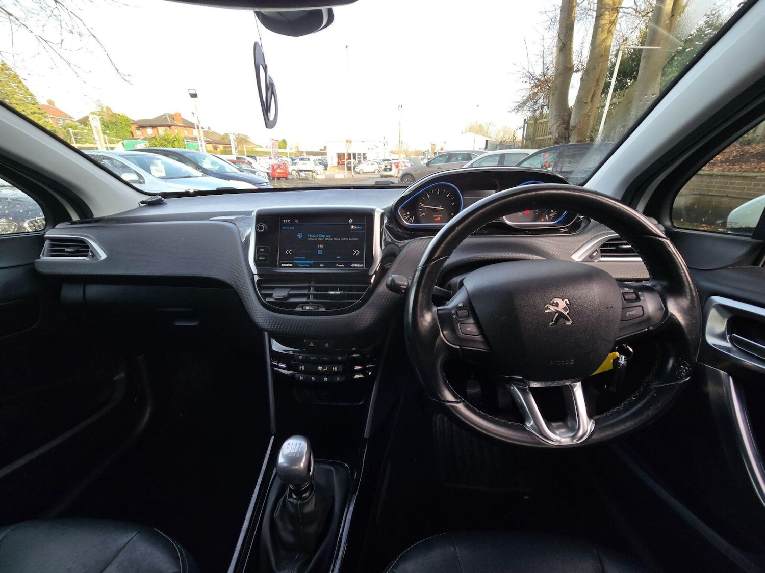 Used Peugeot 2008 2018 for sale - 77634651: Photo 10