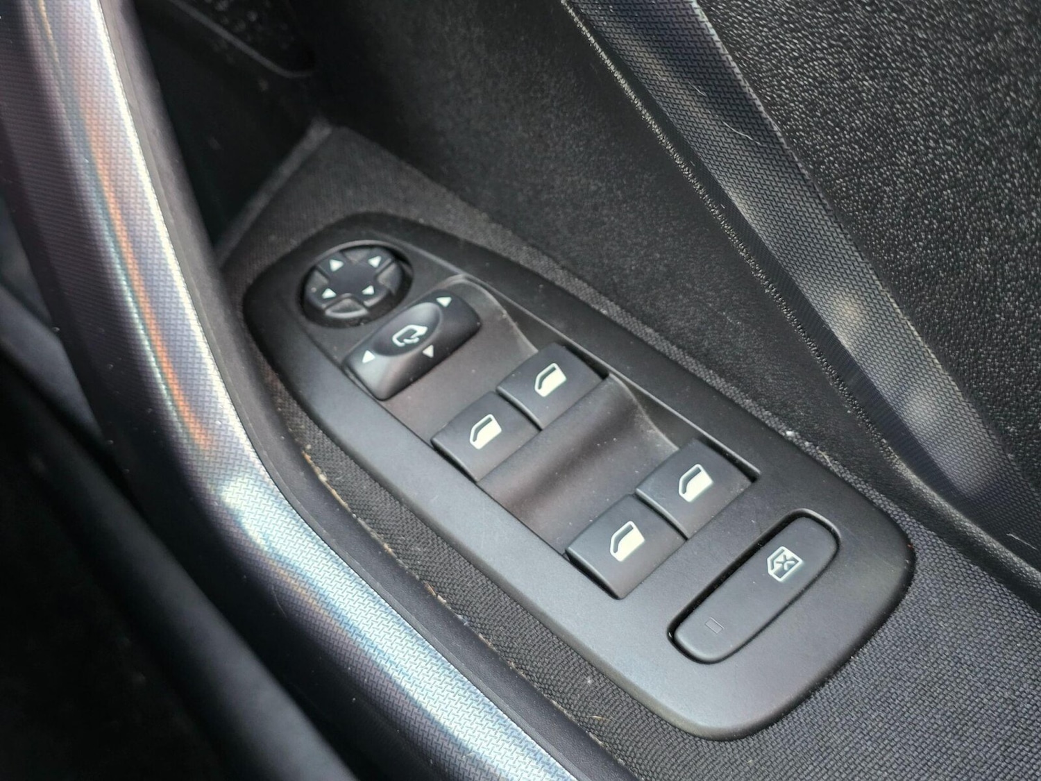 Used Peugeot 2008 2018 for sale - 77634651: Photo 31