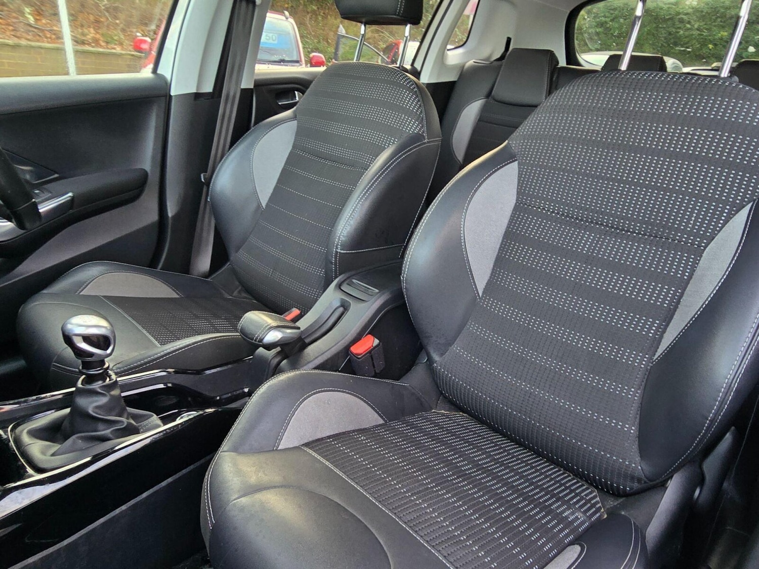 Used Peugeot 2008 2018 for sale - 77634651: Photo 49