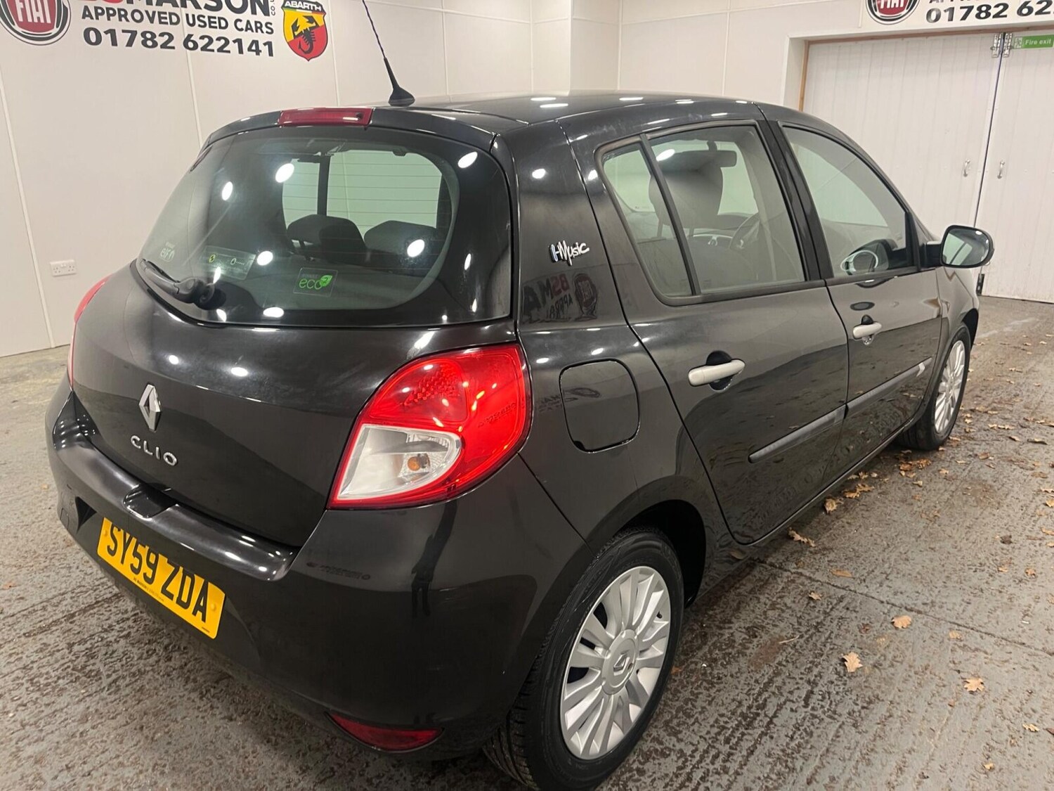 Used Renault Clio 2010 for sale - 76817906: Photo 14