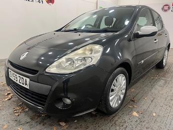 Used Renault Clio 2010 for sale - 76817906: Photo