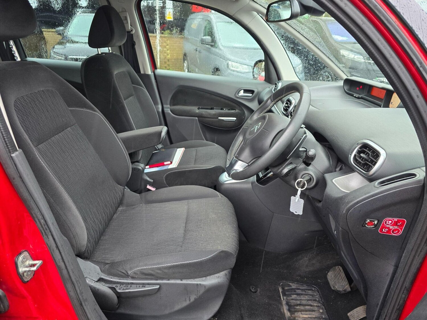 Used Citroen C3 Picasso 2014 for sale - 77911207: Photo 14