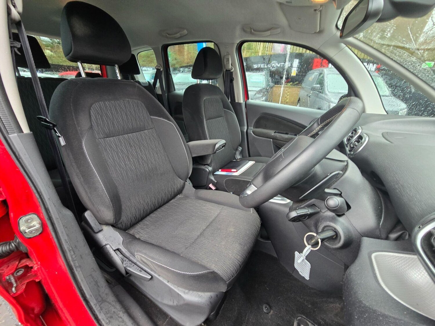 Used Citroen C3 Picasso 2014 for sale - 77911207: Photo 16