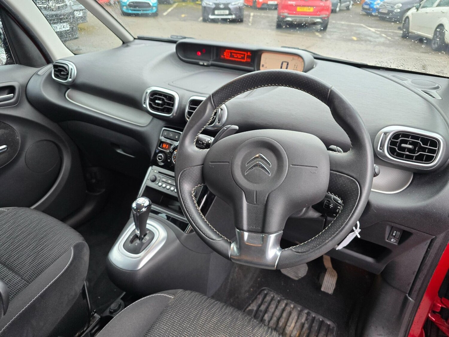 Used Citroen C3 Picasso 2014 for sale - 77911207: Photo 8